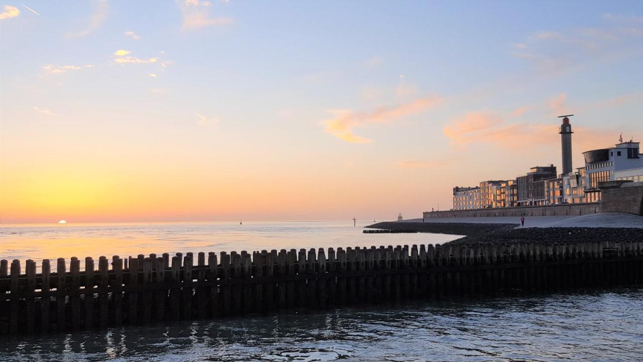 Appartement Havenzicht, Gelegen Aan Zee Met Zeezicht フリシンゲン エクステリア 写真